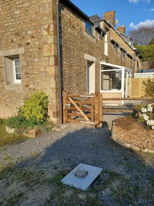 Maison Face Au Mont Avec Exterieur Avranches Zewnętrze zdjęcie